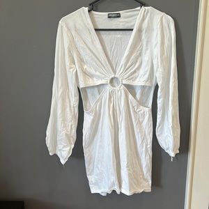 Mini white long sleeve with cut out details